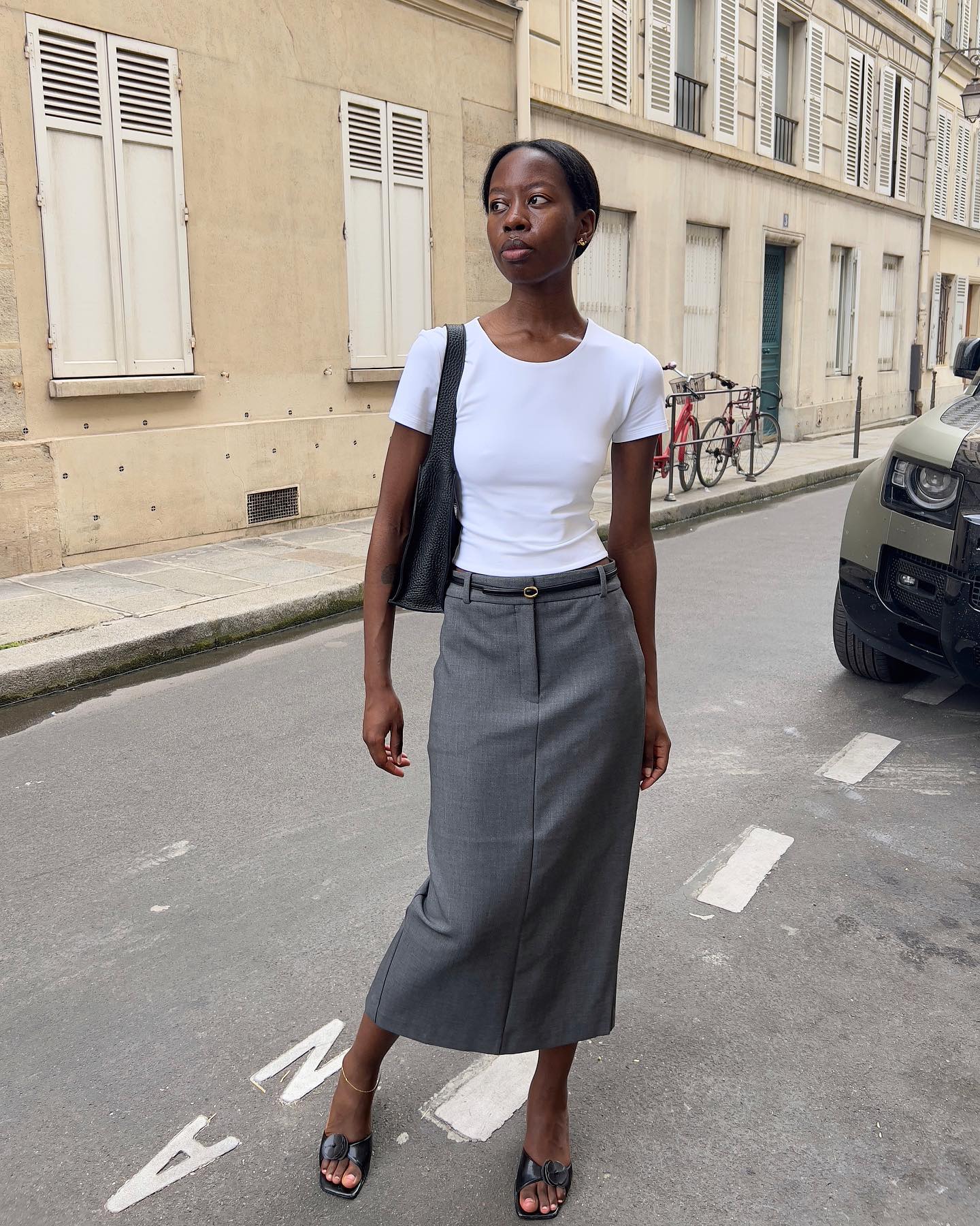 Transfer Over, Trousers—I’m Sporting These 5 Elegant Skirt Outfits to Work As a substitute This Spring